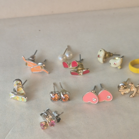 10 Pairs Of Cute Studs Colorful Kids Earring Set - Picture 4 of 9
